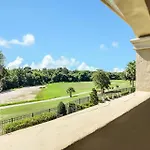 Modern 5 Bedroom Oasis In Orlando6534
