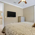 Modern 5 Bedroom Oasis In Orlando6534