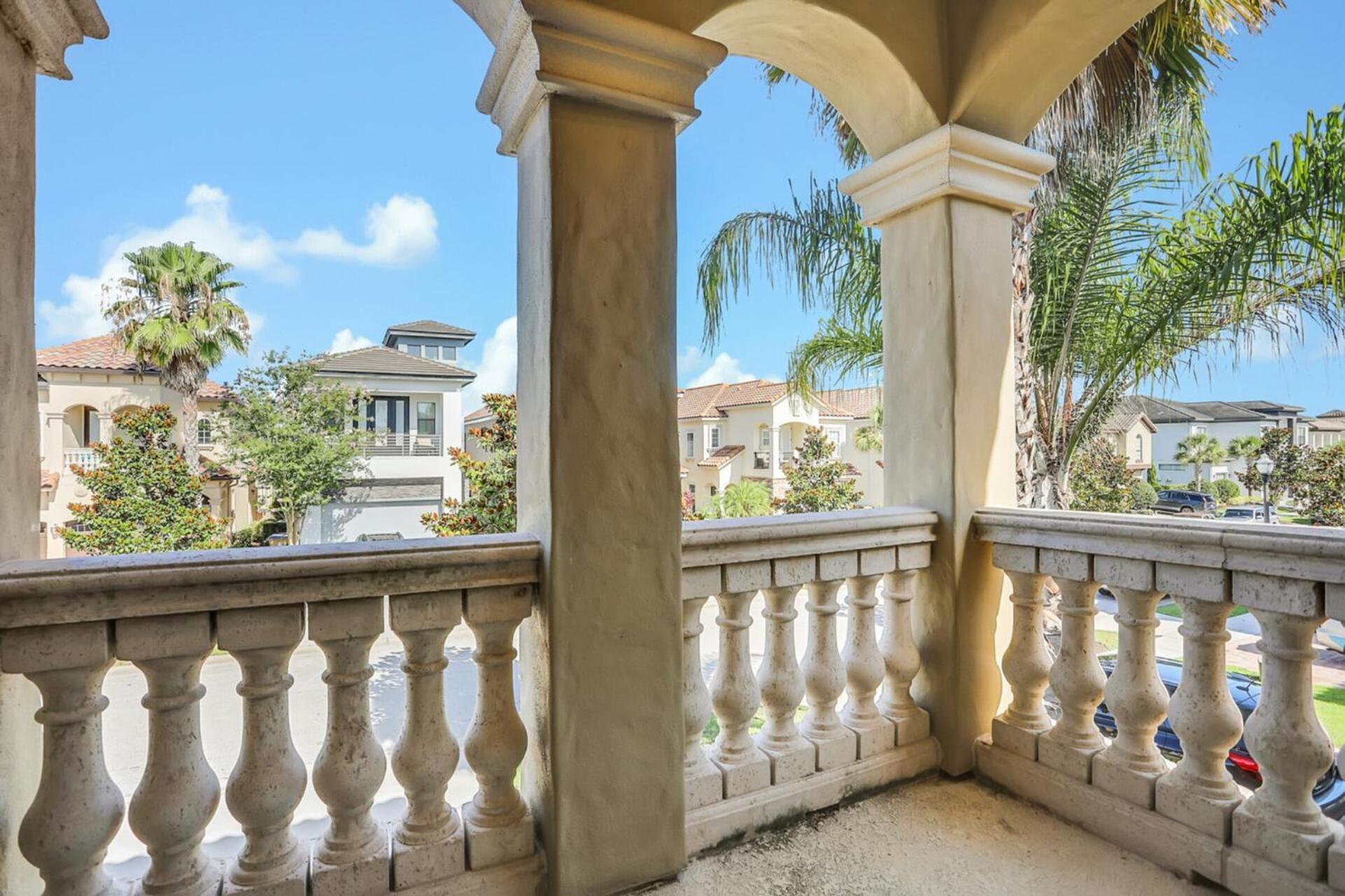 Modern 5 Bedroom Oasis In Orlando6534 Kissimmee